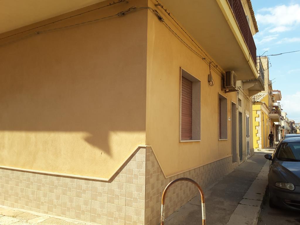 La Casa Di Salvi Apartment Santa Croce Camerina Bagian luar foto
